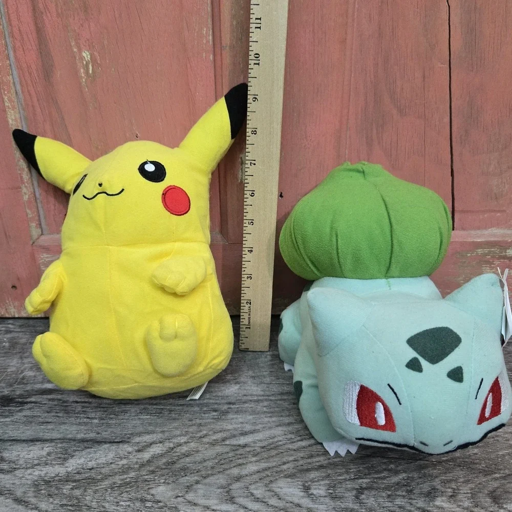 Lot Of 2 Pokemon Plush Pikachu Bulbasaur Has Tag Animae Stuffed‎ Animal Nintendo